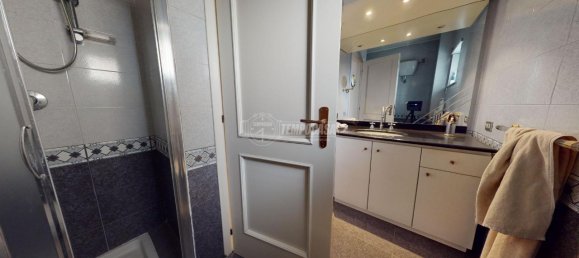 3 rooms Apartment in Bari, Italy No. 18372 13