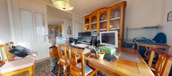 3 rooms Apartment in Bari, Italy No. 18372 7