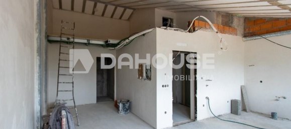 258m² Commercial property in Braga, Portugal No. 35284 2