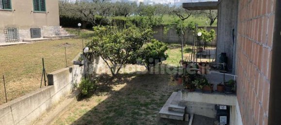 3 bedrooms House in Cupello, Italy No. 237240 17