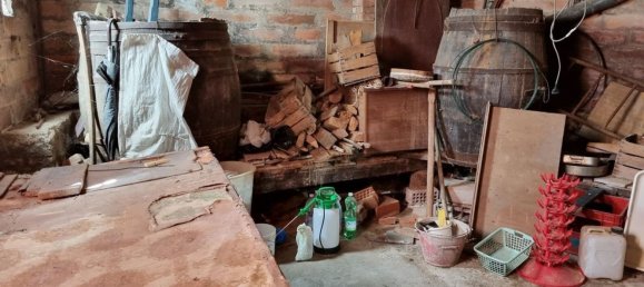 Casa de 4 habitaciónes en Licciana Nardi, Italy No. 184689 12