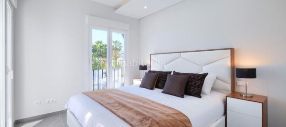 Квартира с 2 спальнями в Эстепона, Испания № 101945 10