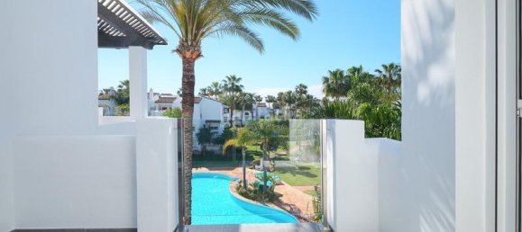 Квартира с 2 спальнями в Эстепона, Испания № 101945 8