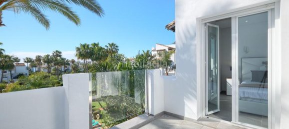 Квартира с 2 спальнями в Эстепона, Испания № 101945 9