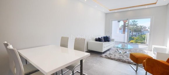 Квартира с 2 спальнями в Эстепона, Испания № 101945 4