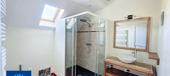 Дом с 4 спальнями в Луаре, Франция № 63039 14