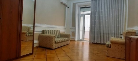 4 bedrooms Apartment in Baku, Azerbaijan No. 333 27