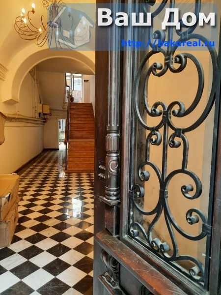 4 bedrooms Apartment in Baku, Azerbaijan No. 333