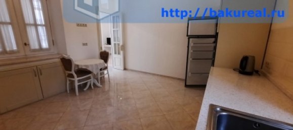 4 bedrooms Apartment in Baku, Azerbaijan No. 333 31