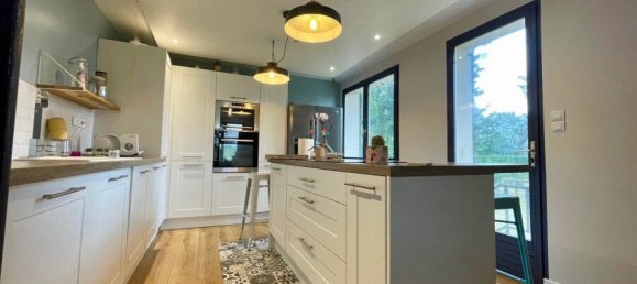 5 bedrooms House in Picquigny, France No. 258602 4