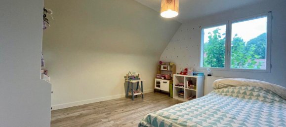 5 bedrooms House in Picquigny, France No. 258602 7