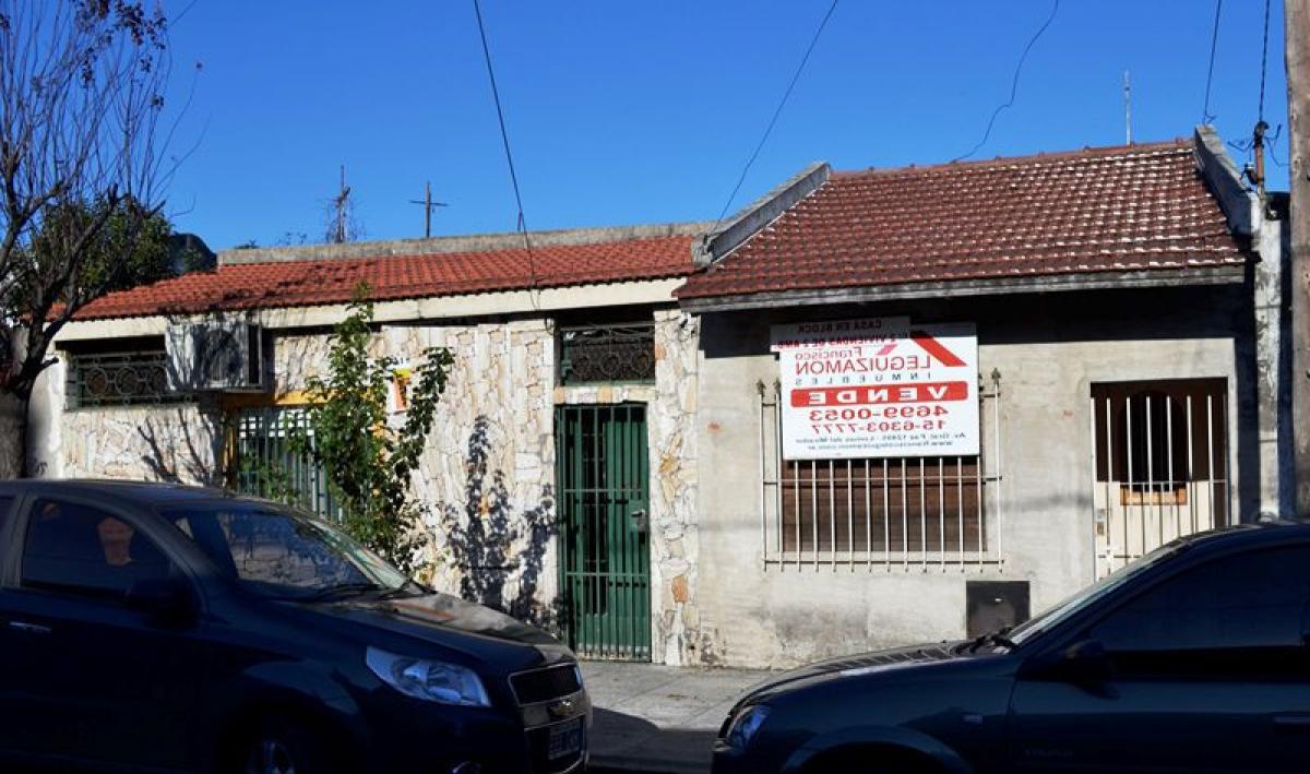 3 bedrooms House in Bermudez, Argentina No. 351