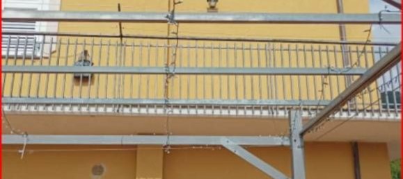 4 rooms Apartment in Serino, Italy No. 296631 3