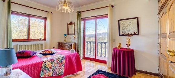 Дом с 8 спальнями в Вила Верди, Португалия № 184947 16