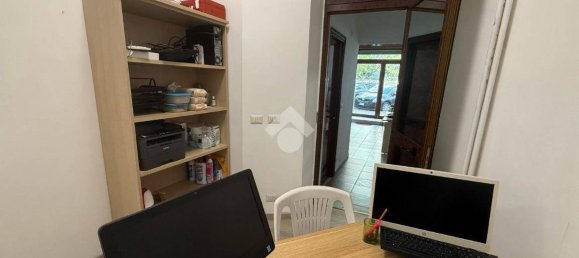 Propiedad comercial de 1 habitación en Rome, Italy No. 10498 21