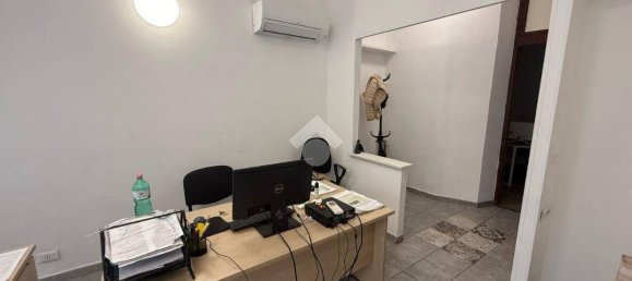 Propiedad comercial de 1 habitación en Rome, Italy No. 10498 5