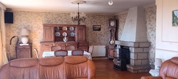 3 Schlafzimmer Haus in Uzerche, France, Nr. 307529 3