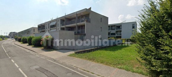 2 bedrooms Apartment in Brescia, Italy No. 323468 2