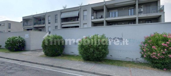 2 bedrooms Apartment in Brescia, Italy No. 323468 4