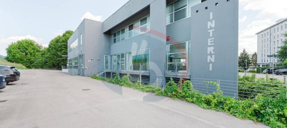 2000m² Building in Noventa Padovana, Italy No. 299670 3