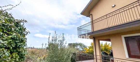 3 bedrooms Villa in Pedara, Italy No. 147135 37