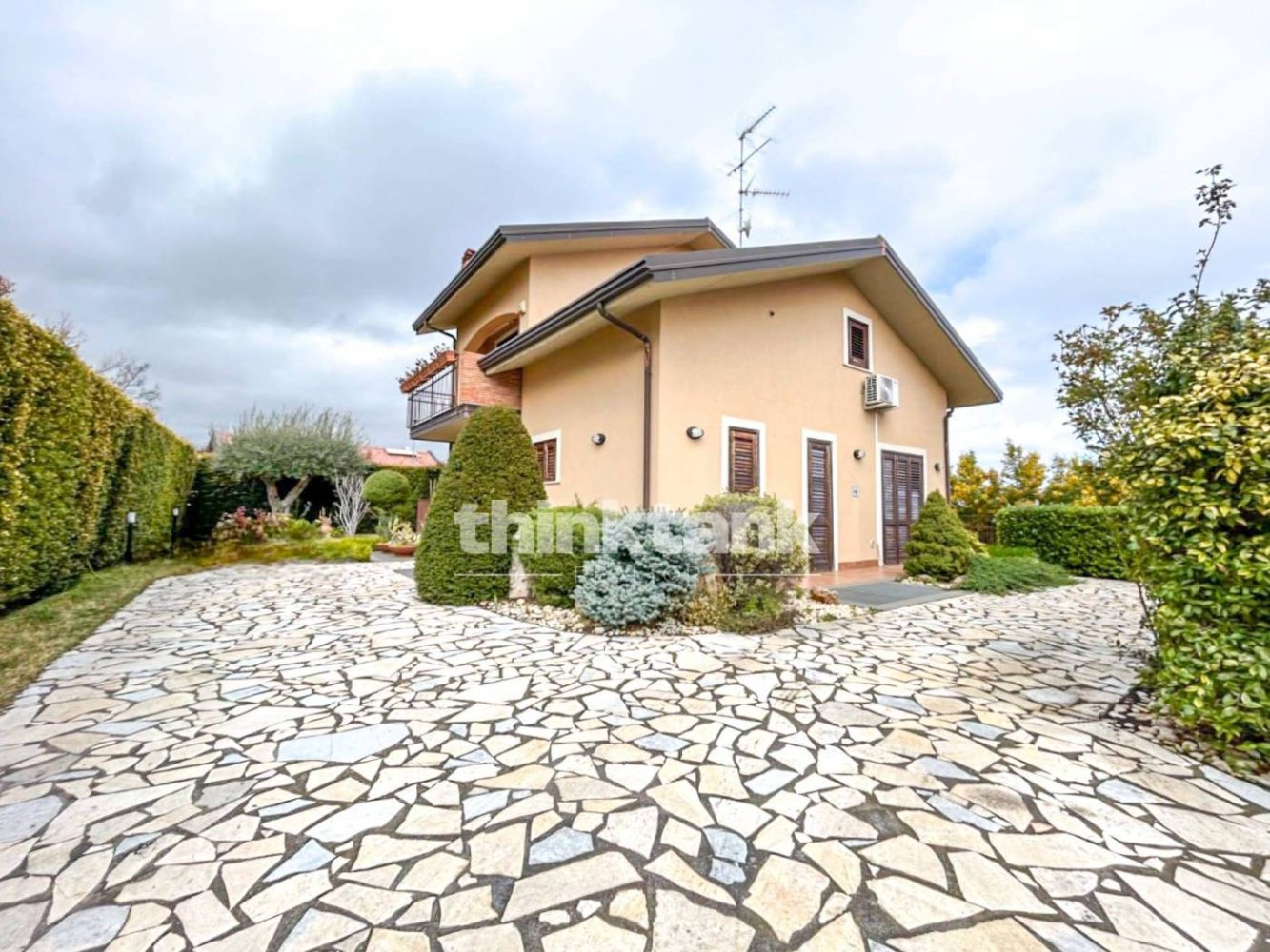 3 bedrooms Villa in Pedara, Italy No. 147135