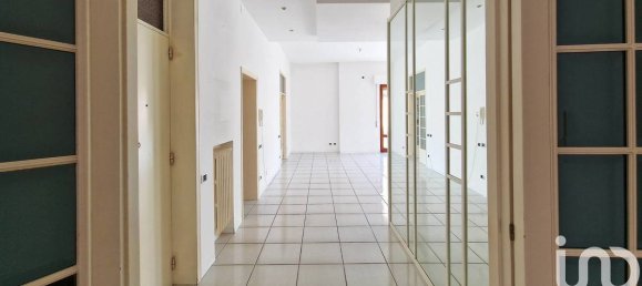 3 bedrooms Apartment in Sant'Elpidio a Mare, Italy No. 318999 10