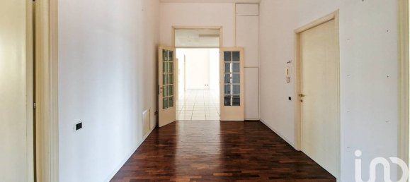 3 bedrooms Apartment in Sant'Elpidio a Mare, Italy No. 318999 8