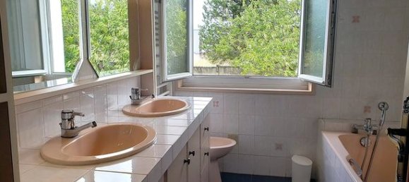 3 bedrooms House in Azay-le-Rideau, France No. 303835 8