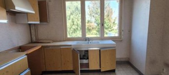 8 bedrooms House in Bertincourt, France No. 312963 14