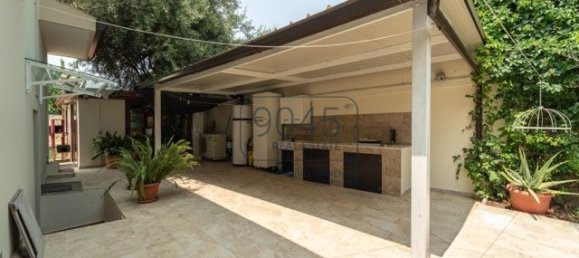 4 غرف نوم فيلا في Quartu Sant'Elena, Italy رقم 404445 10