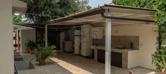 4 غرف نوم فيلا في Quartu Sant'Elena, Italy رقم 404445 8