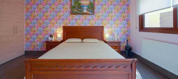 5 bedrooms House in Pegeia, Cyprus No. 6246 7