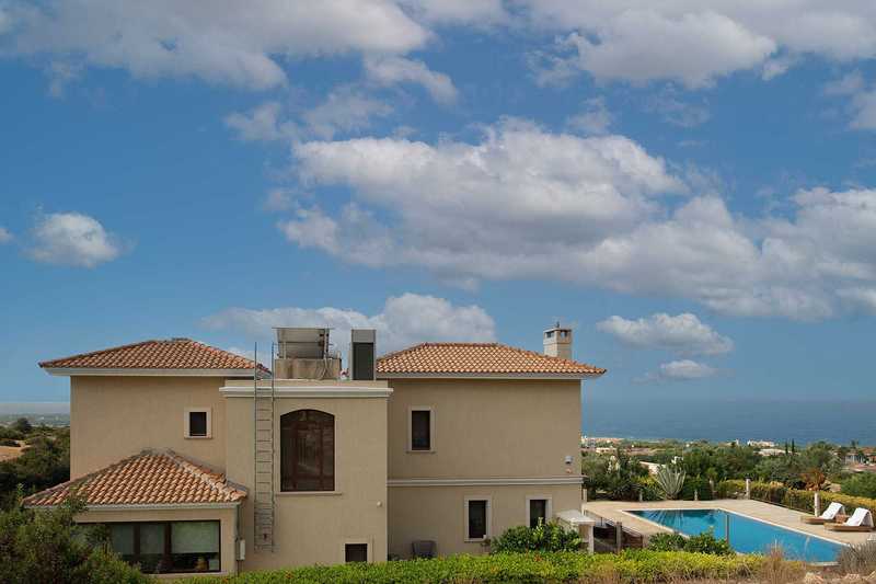 5 bedrooms House in Pegeia, Cyprus No. 6246