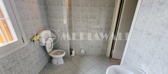 2 bedrooms House in Annone Veneto, Italy No. 82326 9