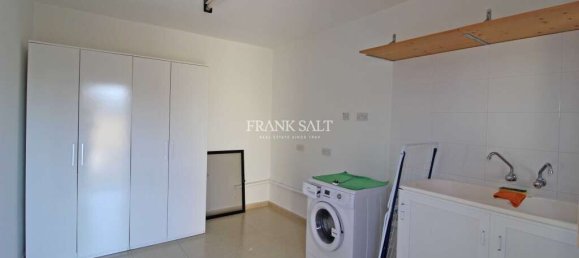 3 bedrooms Apartment in Zebbug, Malta No. 8085 15