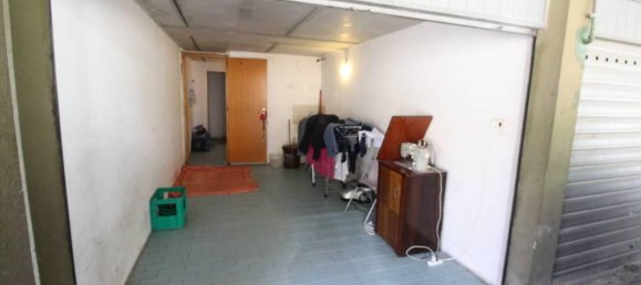 3-salle Appartement à Folignano, Italy No. 4690 10