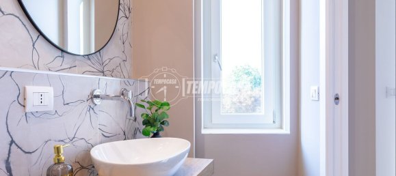 3 bedrooms Apartment in Collegno, Italy No. 318731 9