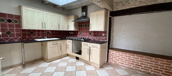 3 bedrooms House in Saint-Jean-de-la-Ruelle, France No. 332932 5