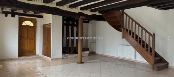 3 bedrooms House in Saint-Jean-de-la-Ruelle, France No. 332932 3