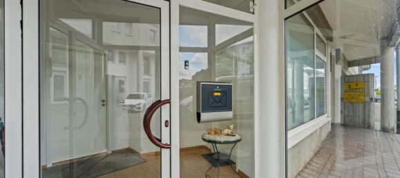 Офис с 3 комнатами в Бодензе, Германия № 61726 12