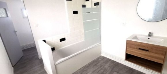 3 Schlafzimmer Haus in Loos-en-Gohelle, France, Nr. 362445 2