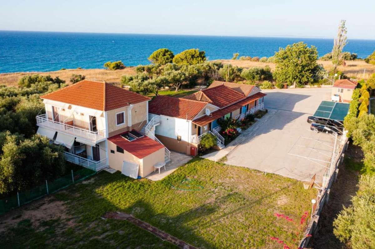 12 chambres hôtel à vendre à Zakynthos, Ionian Islands, Peloponnese, Western Greece and the Ionian, Greece № 8599