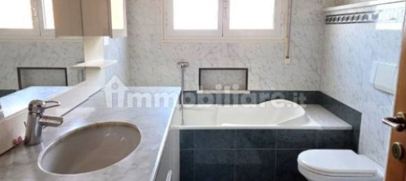 2 chambres Appartement à Bologna, Italy No. 337880 9