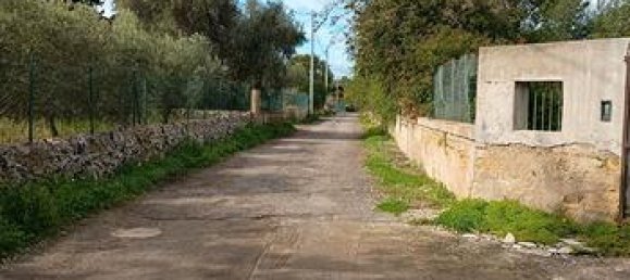 1300m² Land in Syracuse, Italy No. 258402 5
