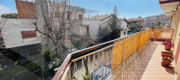 5 rooms Apartment in Loreto Aprutino, Italy No. 28390 9