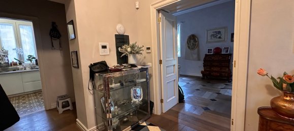 7-Zimmer Haus in Rome, Italy, Nr. 44092 41