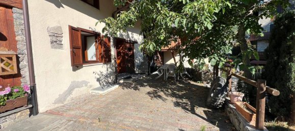 3 bedrooms Apartment in La Salle, Italy No. 331992 2