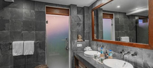 6 Schlafzimmer Villa in South Kuta, Indonesia, Nr. 2993 25