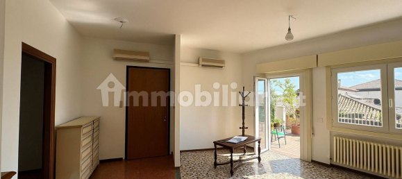 3 bedrooms Penthouse in Treviso, Italy No. 278304 3
